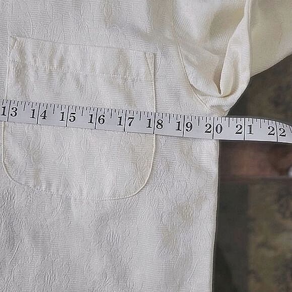 Vtg Talbots ivory floral textured long sleeve button-down shirt - Picture 11 of 14